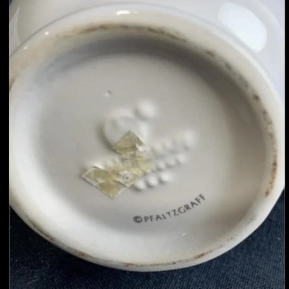 Pfaltzgraff Grapevine Pattern Stoneware Creamer Pitcher 4.5‎ Inch Farmhouse